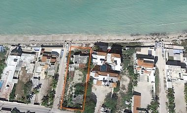 RENTA DE TERRENO EN ESQUINA , FRENTE AL MAR DE CHICXULUB PUERTO, PROGRESO