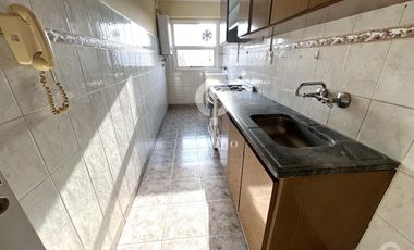 Departamento de 3 ambientes- Zona Centro