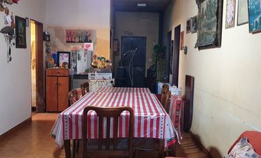 CASA EN VENTA 20 DE JUNIO