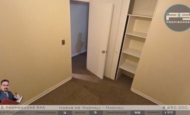 Casa con Piscina y Seguridad 24/7 – 3D+3B