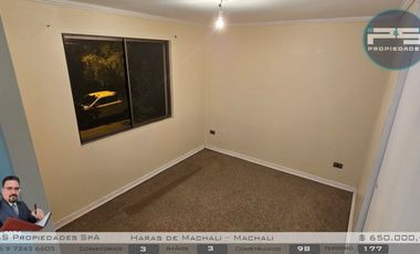 Casa con Piscina y Seguridad 24/7 – 3D+3B