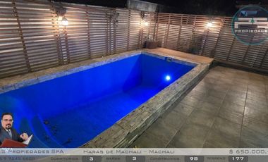Casa con Piscina y Seguridad 24/7 – 3D+3B
