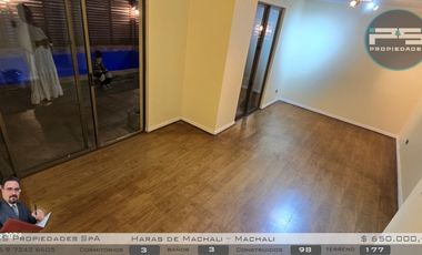 Casa con Piscina y Seguridad 24/7 – 3D+3B