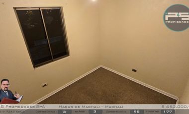 Casa con Piscina y Seguridad 24/7 – 3D+3B