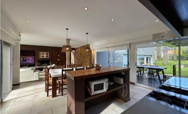 CASA EN VENTA EN ALAMOS