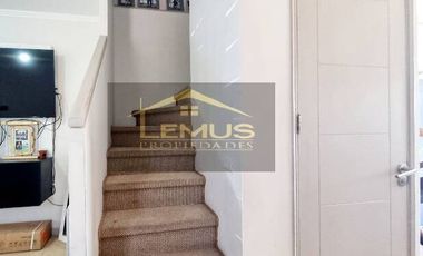SE VENDE HERMOSA CASA CON AMPLIO PATIO EN LOS ANDES