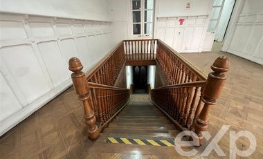 Local Comercial en Arriendo en Agustinas