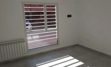 Alquiler Duplex Dos Dorm. Barrio Canal V