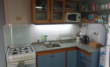 Venta dupelx 3 ambientes con patio en Lanús Oeste.
