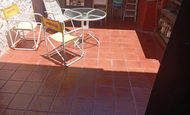 Venta dupelx 3 ambientes con patio en Lanús Oeste.