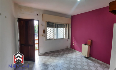 Departamento 2 AMB en Exelente Ubicacion