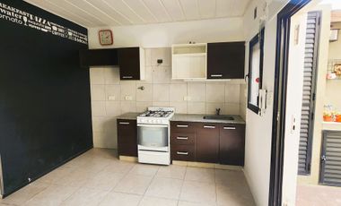 VENTA PH 3 AMBIENTES EL PALOMAR PATIO COCHERA