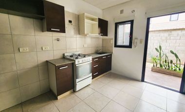 VENTA PH 3 AMBIENTES EL PALOMAR PATIO COCHERA
