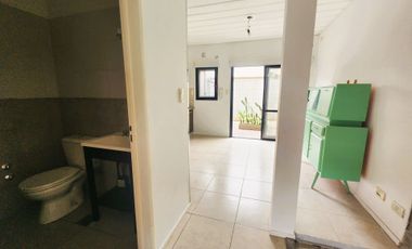 VENTA PH 3 AMBIENTES EL PALOMAR PATIO COCHERA