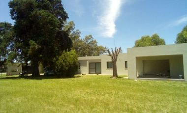 Casas en venta 4 dormitorios en Los Talas Berisso