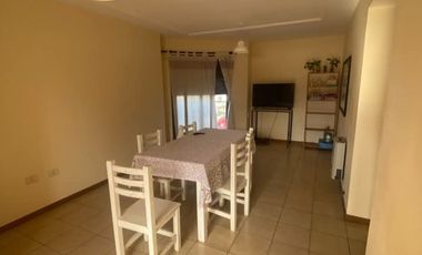 ALQUILER DEPARTAMENTO 2 DORMITORIOS HIPOLITO IRIGOYEN Y BELGRANO