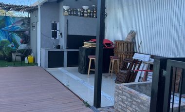 CASA DE 2 DORMITORIOS CON PILETA EN VENTA
