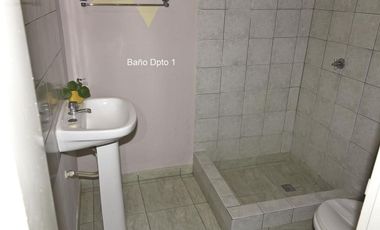 VENTA DE CASA MULTIFAMILIAR C/ LOCALES AL FRENTE