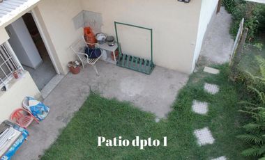 VENTA DE CASA MULTIFAMILIAR C/ LOCALES AL FRENTE