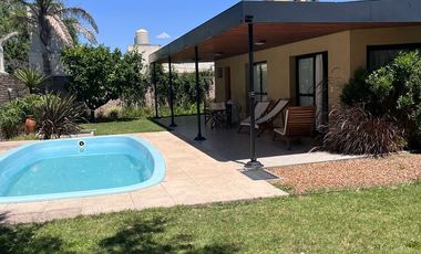 CASA QUINTA EN VENTA EN LINCOLN CON PILETA
