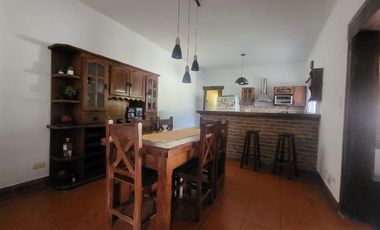 CASA 5 AMBIENTES EN VENTA S.M MONTE PILET PERMUTA
