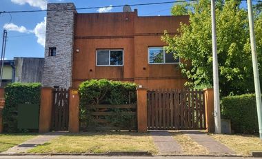 CASA 5 AMBIENTES EN VENTA S.M MONTE PILET PERMUTA