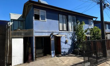 VENTA  DE CASA AMPLIADA, REGULARIZADA Y CON PANELES SOLARES