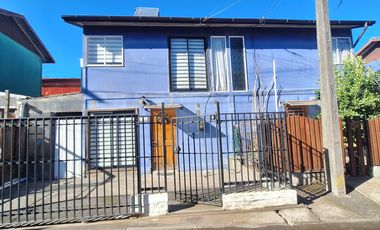 VENTA  DE CASA AMPLIADA, REGULARIZADA Y CON PANELES SOLARES