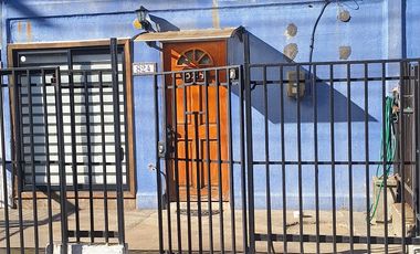 VENTA  DE CASA AMPLIADA, REGULARIZADA Y CON PANELES SOLARES