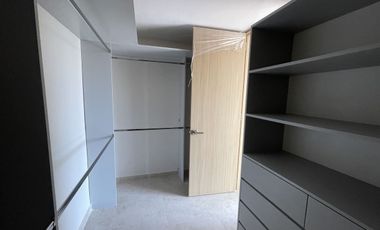 Casa en venta totalmente remodelada y actualizada en La Herradura