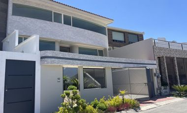 Espectacular casa en venta en la 6ta Sección de Lomas Verdes