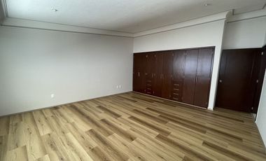 Espectacular casa en venta en la 6ta Sección de Lomas Verdes