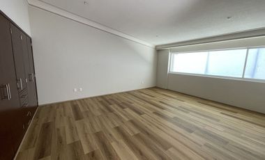 Espectacular casa en venta en la 6ta Sección de Lomas Verdes