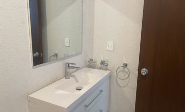 Espectacular casa en venta en la 6ta Sección de Lomas Verdes