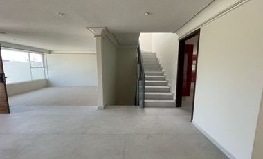 Espectacular casa en venta en la 6ta Sección de Lomas Verdes