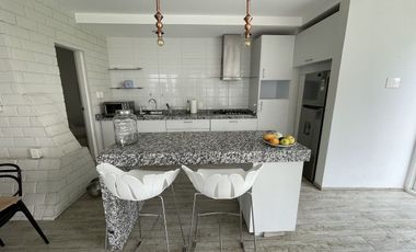 Residencia única en la Herradura – doble terreno, jardín plano, gimnasio y suite