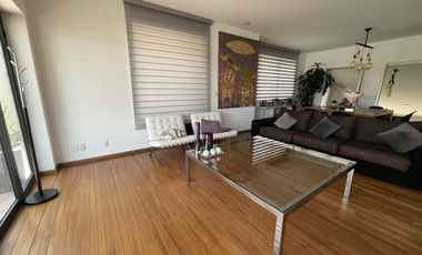 Residencia única en la Herradura – doble terreno, jardín plano, gimnasio y suite