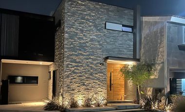 CASA EN VENTA EN FRACCIONAMIENTO DEL PILAR  $7'250,000 pesos