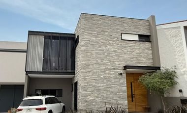 CASA EN VENTA EN FRACCIONAMIENTO DEL PILAR  $7'250,000 pesos