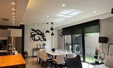 CASA EN VENTA EN FRACCIONAMIENTO DEL PILAR  $7'250,000 pesos