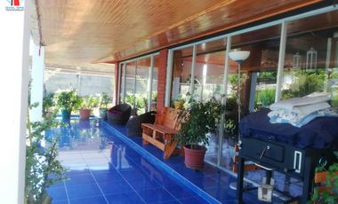 QVAL SPA Vende Hermosa Casa con piscina y 3 cabañas en Requinoa - VI Región