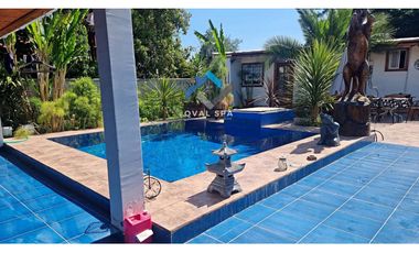 QVAL SPA Vende Hermosa Casa con piscina y 3 cabañas en Requinoa - VI Región