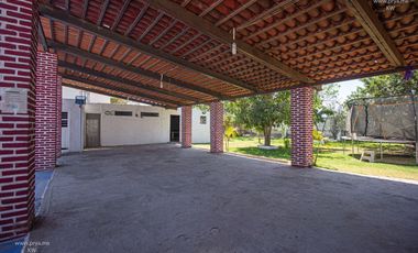 Casa de campo en Venta por carretera a Chapala, Jalisco.