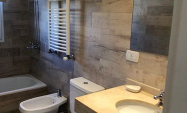 Casa en alquiler Amoblada con 3 habitaciones en Araucarias Puertos del Lago