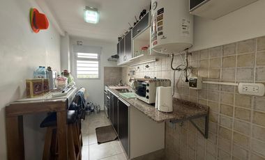 Alquiler departamento 2 ambientes con balcón en Morón