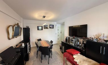 Alquiler departamento 2 ambientes con balcón en Morón