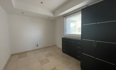 DEPARTAMENTO EN VENTA CON VISTA AL LAGO, JURIQUILLA