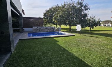 Casa en venta en Paraíso Country Club, Morelos.