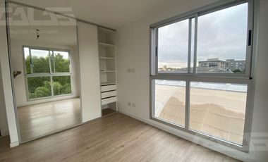 Departamento 2 ambientes en alquiler -  Cochera - Ituzaingó Centro