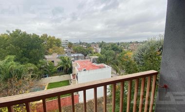 Departamento 2 ambientes en alquiler -  Cochera - Ituzaingó Centro